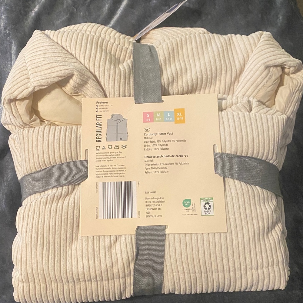 Vest - Picture 4 of 6